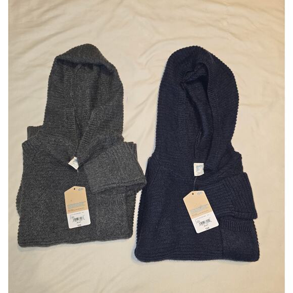 Bundle Two Hooded Sweaters Girls XS NWT - Picture 1 of 8